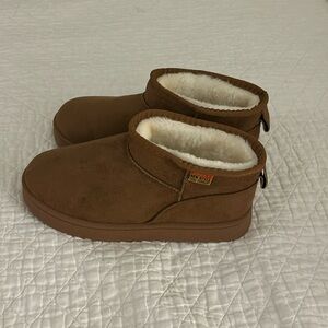 Soft Winter Ankle Boots Size 10